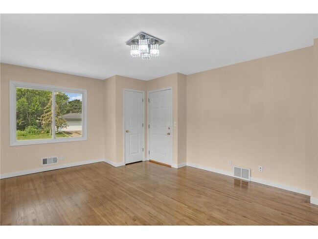Foto del edificio - 4949 Jackson St NE