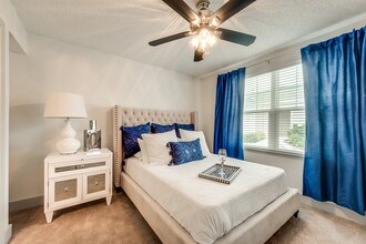 Building Photo - Bahia Cove Apartments