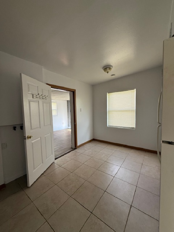 Foto del edificio - 7371 Wayne Ave
