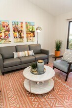 Building Photo - 41542 Jupiter Hills Ct