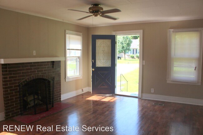 Foto del edificio - 3 br, 1 bath House - 232 Harris Street