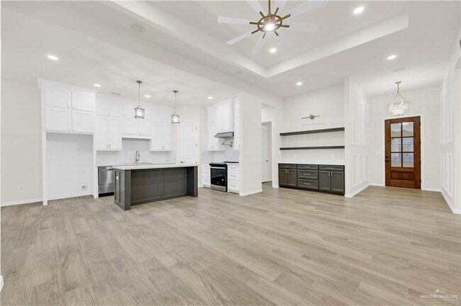 Building Photo - 24 N 48th St
