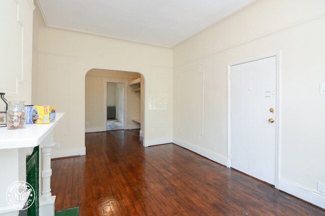 Foto del edificio - 879 Herkimer St