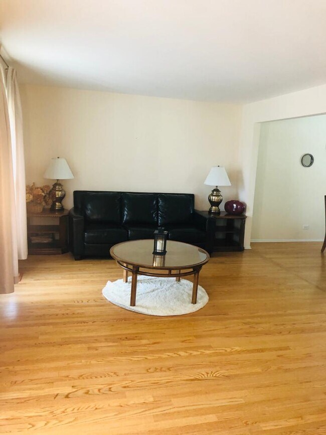 Foto del edificio - 1372 Brandywyn Ln