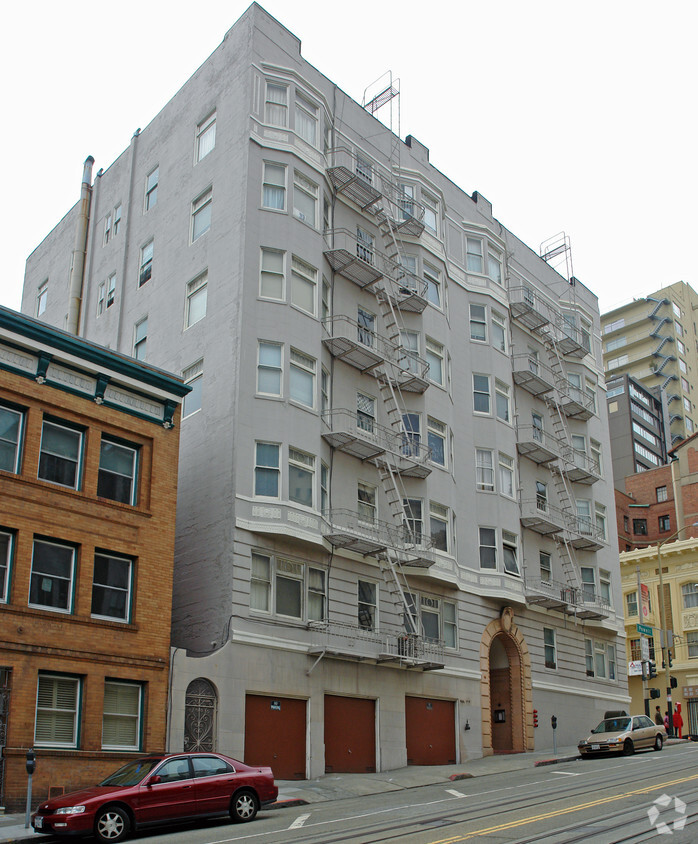 Foto del edificio - Low Apartments