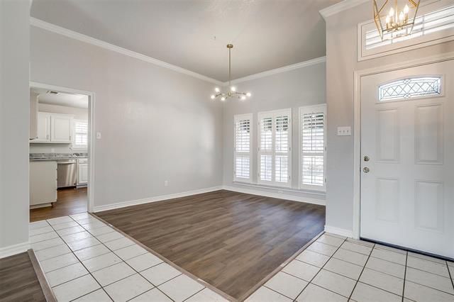 Building Photo - 8459 Golf Club Cir