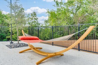 Building Photo - 1434B Forward Dr