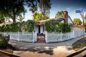 Building Photo - 4483 Sherman Oaks Cir