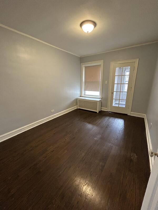 Building Photo - 8622 S Drexel Ave