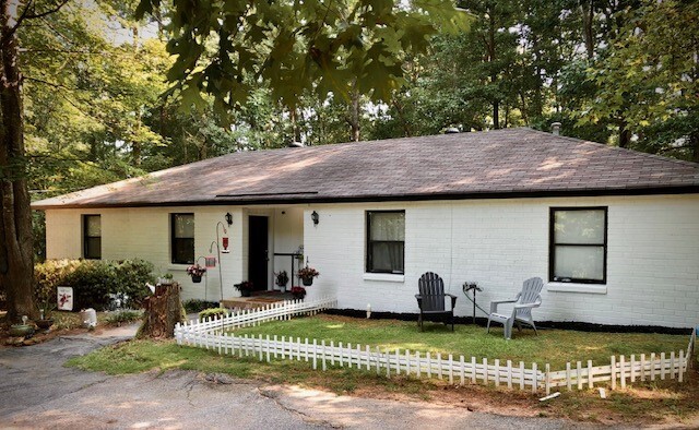 Primary Photo - Athens duplex Cedar Shoals