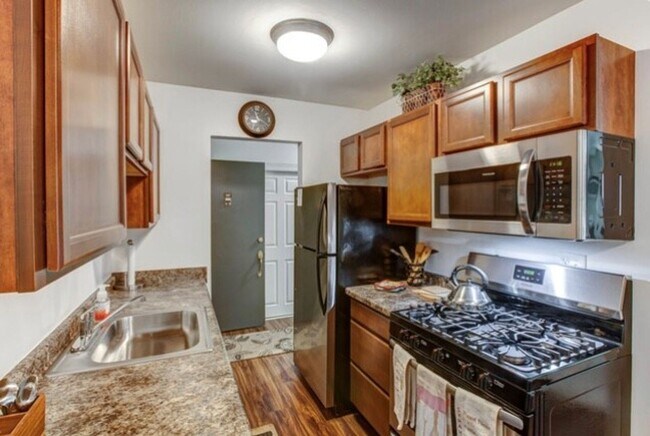 Foto del edificio - Westmore Apartments