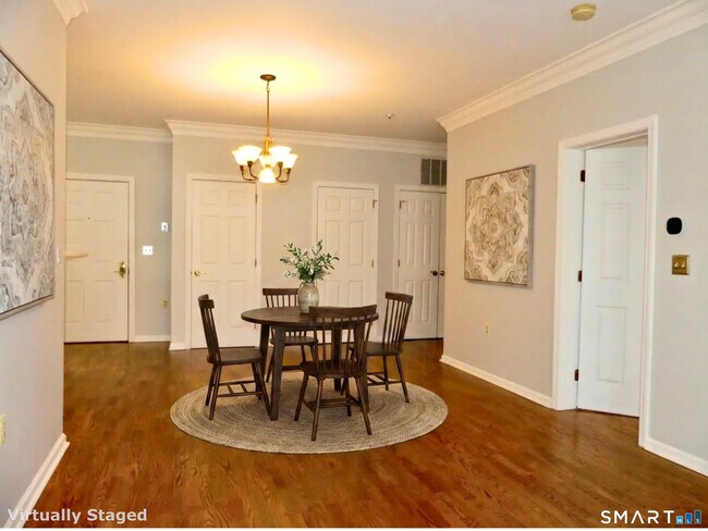 Foto del edificio - 105 Richards Ave