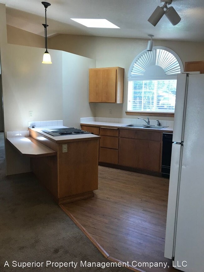 Building Photo - 3 br, 2 bath House - 1728 NE Mark Ct.