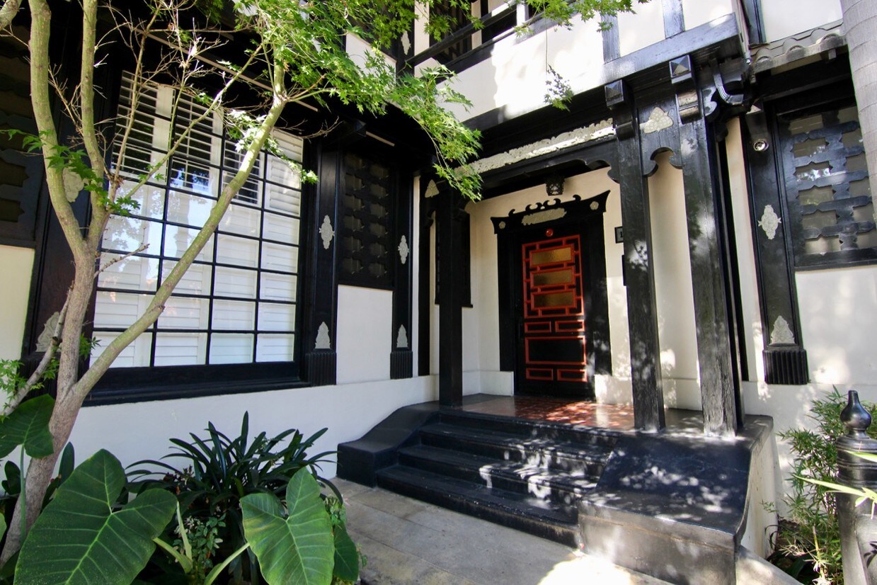 Foto principal - 1220 N La Cienega Blvd