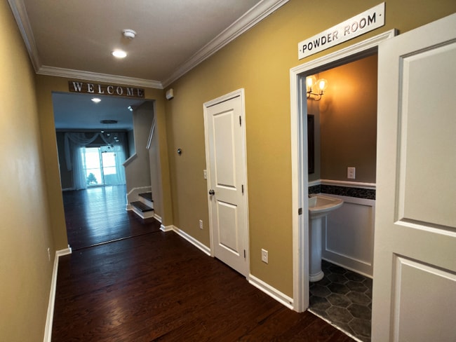 Building Photo - 1414 Southpoint Trl