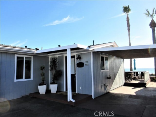 Building Photo - 105 Palm Dr