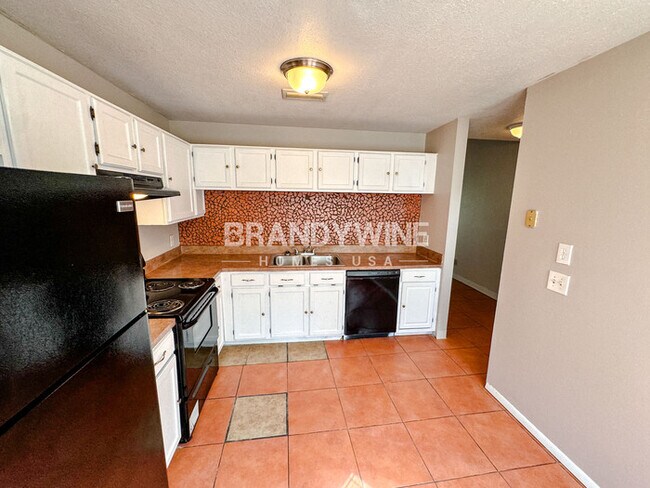 Foto del edificio - 7821 Farnsworth Ct