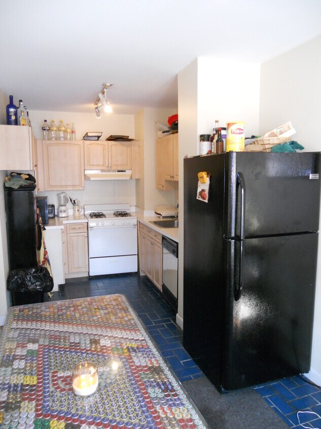 Primary Photo - 452 Park Dr
