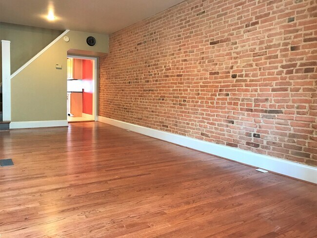 Building Photo - 2-Bedroom Federal Hill Townhome with Rooft...