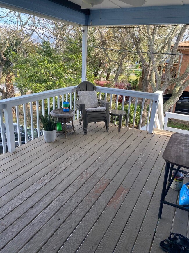 Foto del edificio - 6549 Madison St