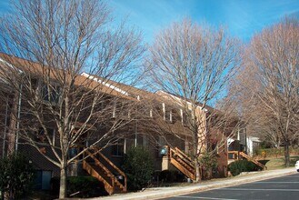 Building Photo - 1716 Donlee Dr