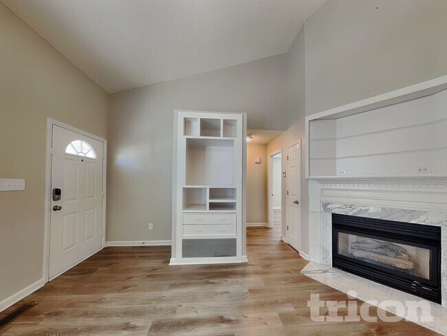Building Photo - 305 Aqua Marine Ln