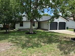 Building Photo - 3708 Alexandria Dr