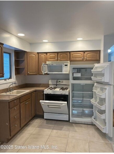 Building Photo - 384 Purdy Ave Building Photo - 384 Purdy Ave