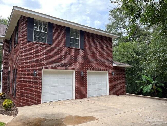 Foto del edificio - 754 Crooked Oak Dr