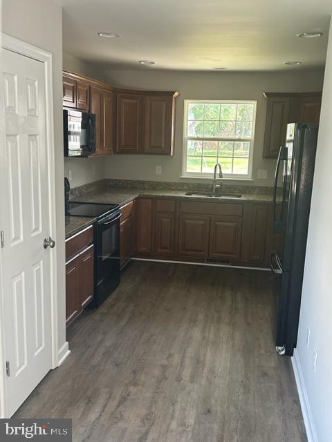 Foto del edificio - 202 Bend Farm Rd