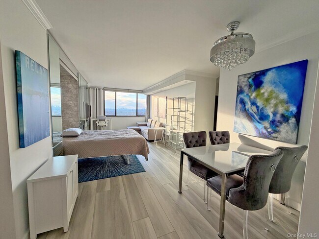 Foto del edificio - 269-10 Grand Central Pkwy