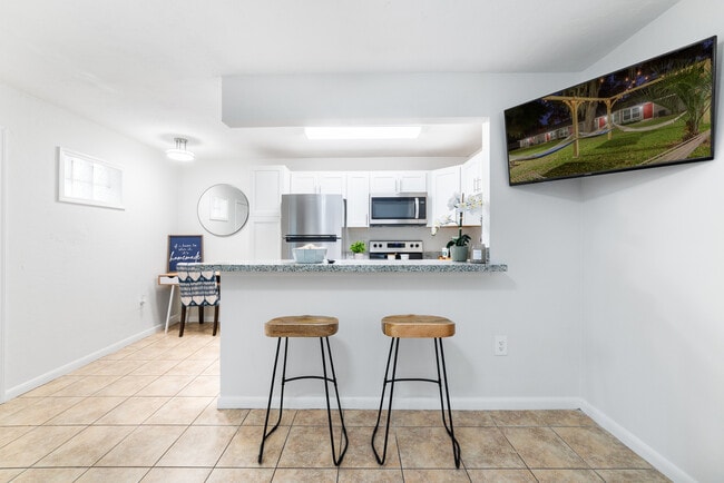 Photo - The Hammocks on 20th Apartments