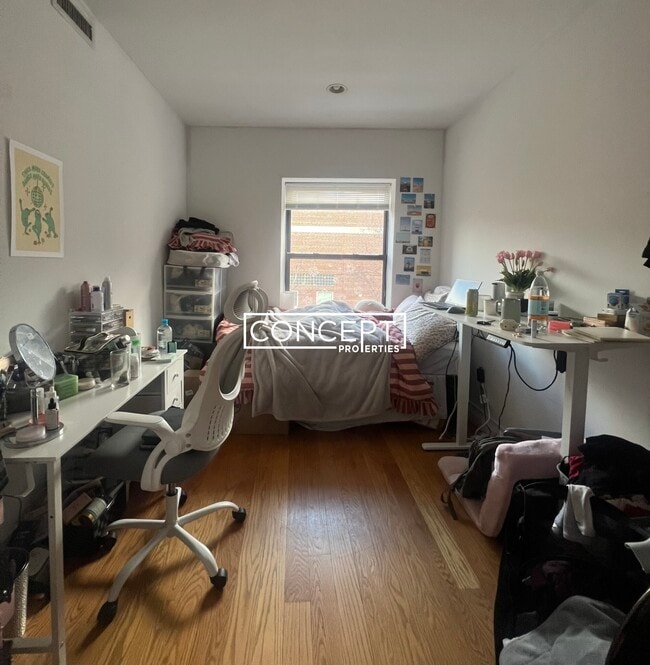 Building Photo - 64 Louis Prang St