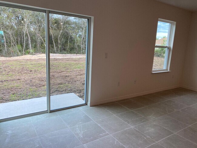 Foto del edificio - 252 Marion Oaks Mnr