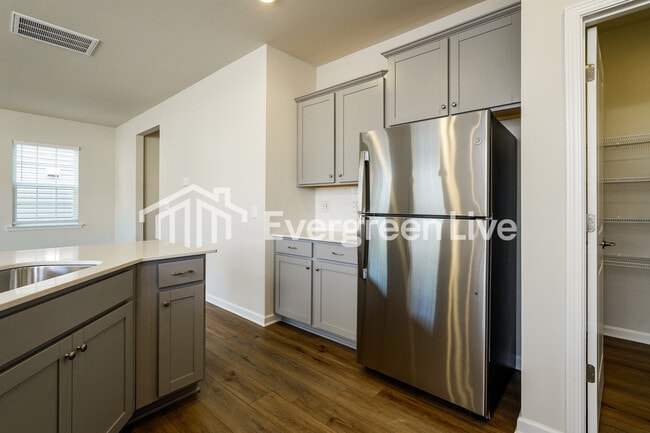 Foto del edificio - 834 Pear Blossom Ct