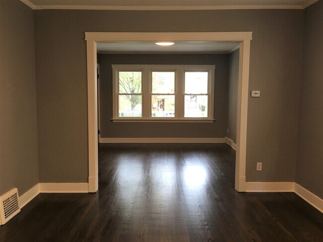 Foto del edificio - 5633 N Meade Ave