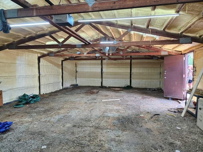 Building Photo - 501 Cowgill St