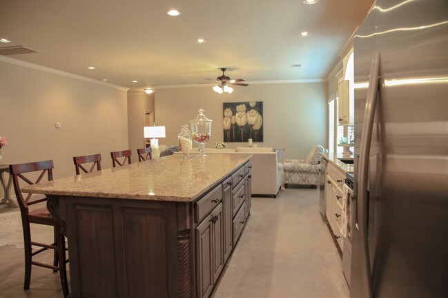 Foto del edificio - 500 S Blakely St