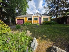 Building Photo - 1551 Sunrise Dr