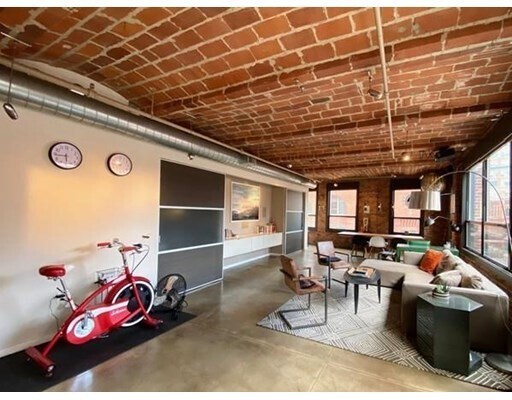 Foto del edificio - 121-123 Beach St
