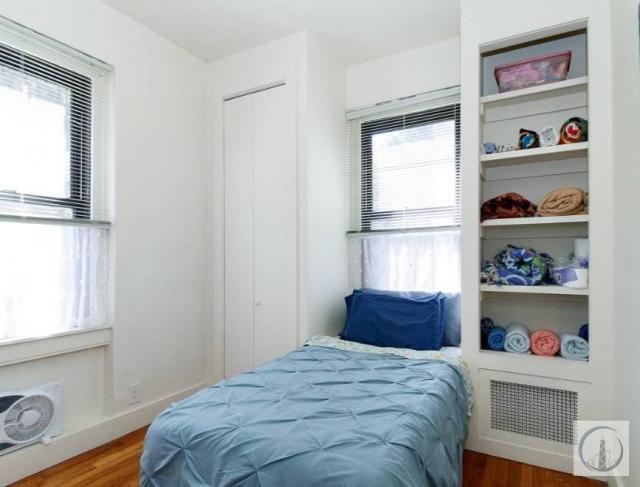 Foto del edificio - 2 bedroom in Queens NY 11105