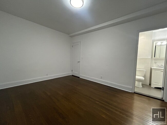 Foto del edificio - EAST 46 STREET