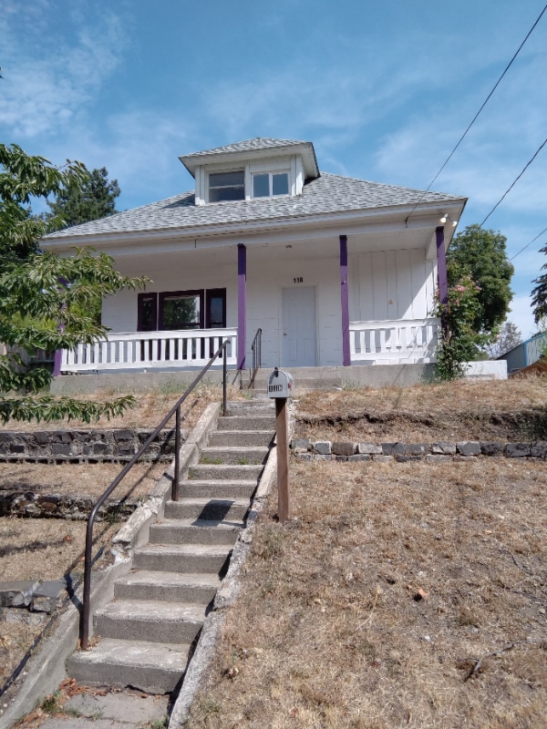 Foto principal - 118 W Augusta Ave
