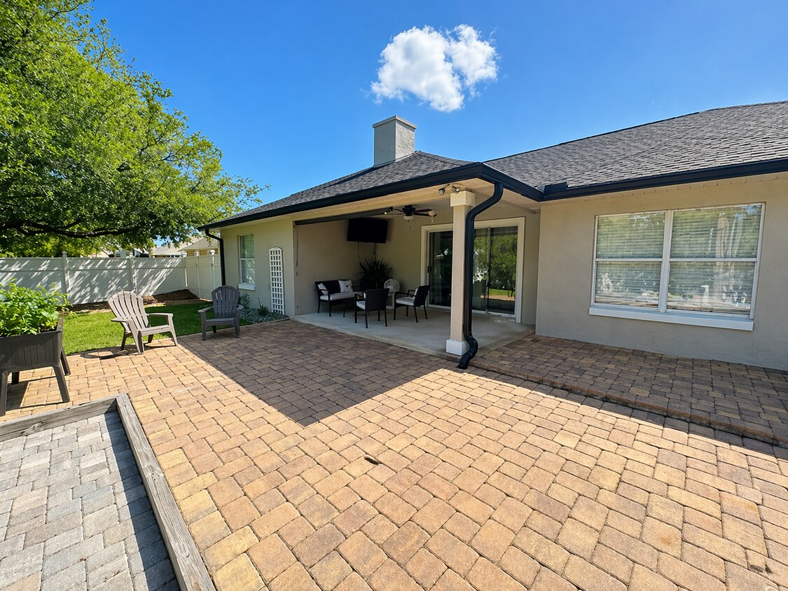 Backyard - 209 Bilbao Dr