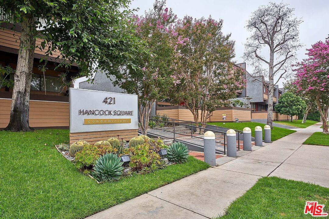 Foto principal - 421 S Van Ness Ave
