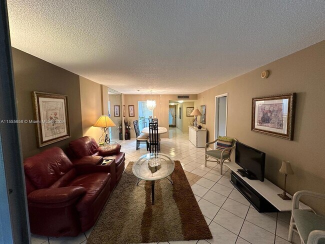 Building Photo - 2998 NW 48th Terrace Unit 333