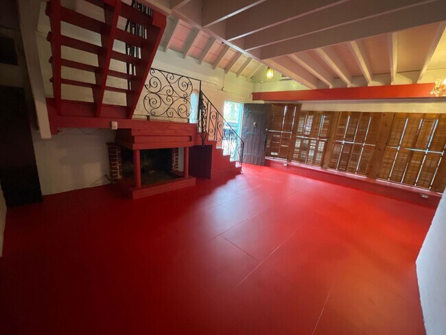 Foto del edificio - 840 E Brown Ave