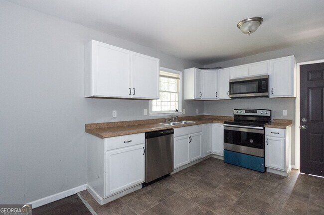 Foto del edificio - 2974 McGlynn Ct