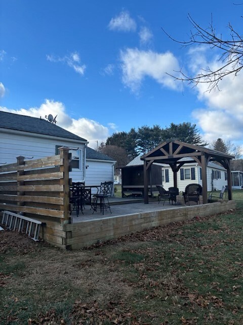 Foto del edificio - 808 Sunset Dr