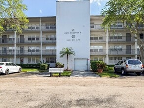 Building Photo - 13250 SW 4th Ct